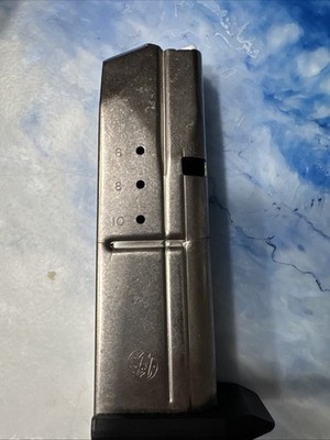 Smith & Wesson SD9/SD9VE 10 Round 9mm Magazine. Full Size Mags That Hold 10 Rnds