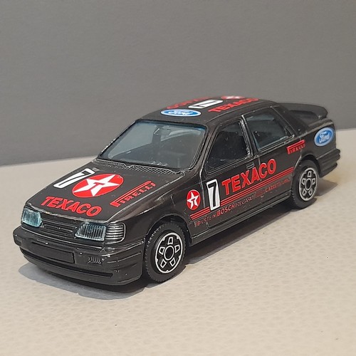 FORD SIERRA Texaco Rally Car 1/43 Scale Diecast Metal Model Toy Bburago Italy - Picture 15 of 24
