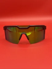 Adult Heatwave Green Polarized Sun Glasses