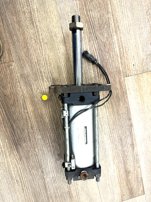 SMC SWITCH AIR CYLINDER CDA1FN100-150-A51
