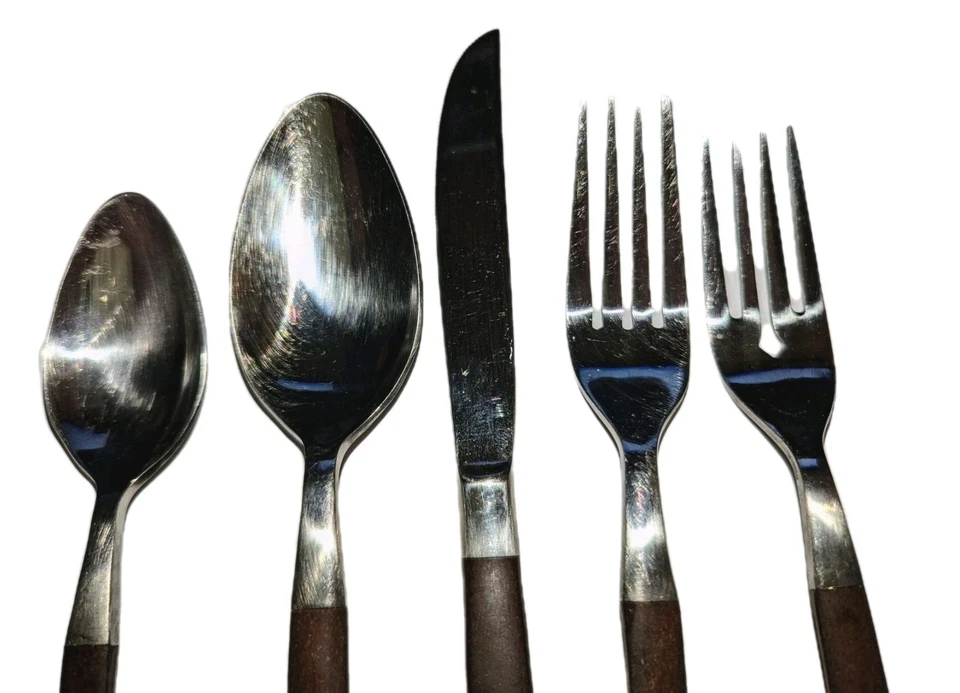 Vtg EKCO Eterna Canoe Muffin Wood Flatware 5-Pc Place Setting SS & Wooden MCM A+ - Image 2 of 4