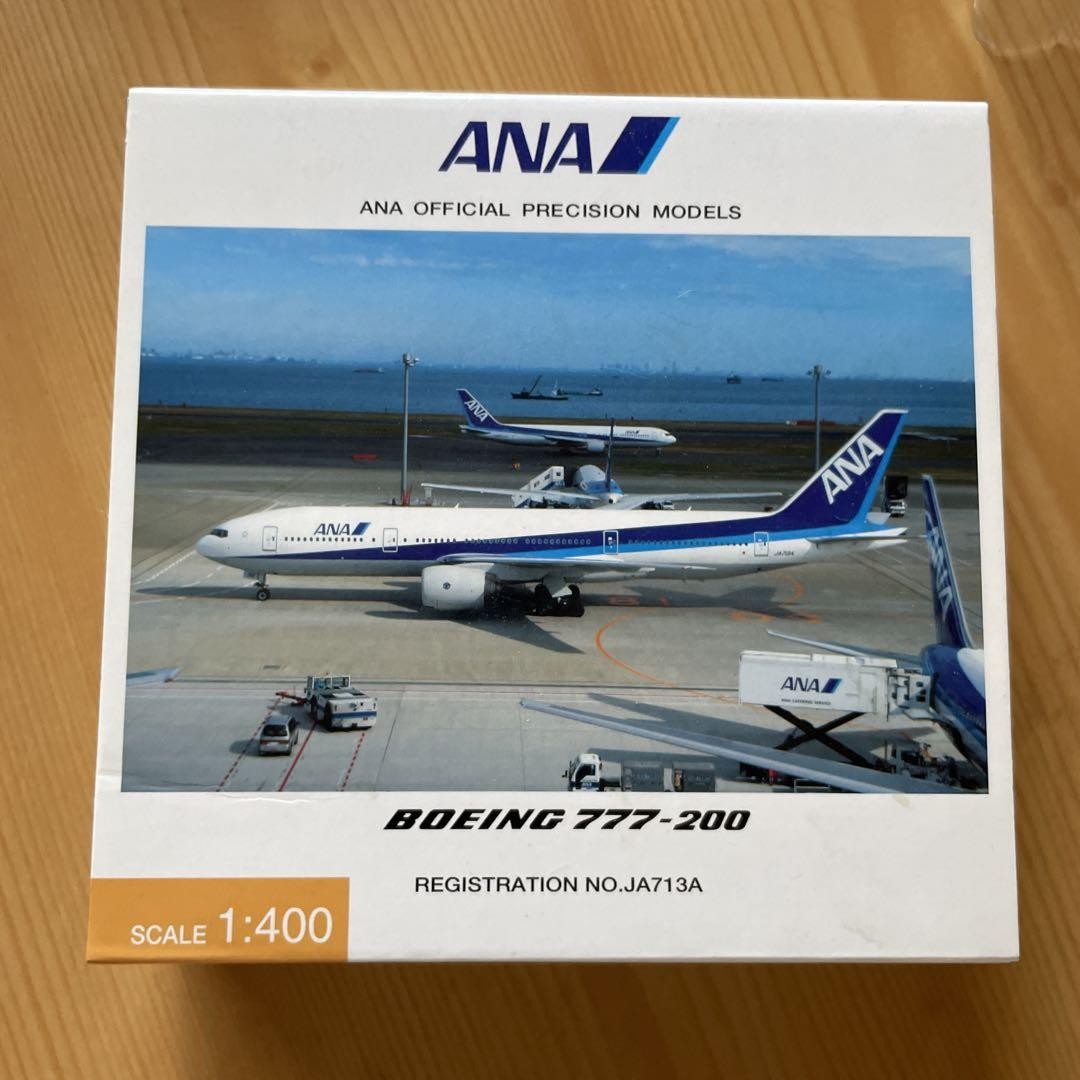 全日空商事　1/200 ANA 777-200 JA713A Amazon.co.jp: 1/200 全日空商事 ANA B777200 JA713A : 文房具