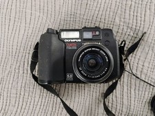 Olympus CAMEDIA C-5050 Zoom 5.0MP Digital Camera - Black