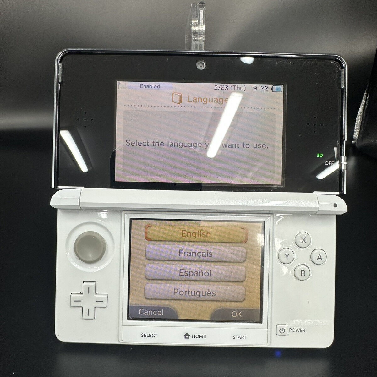 Nintendo 3DS ホワイト ソフト3つ付属 Nintendo 3DS ホワイト ソフト3つ付属
