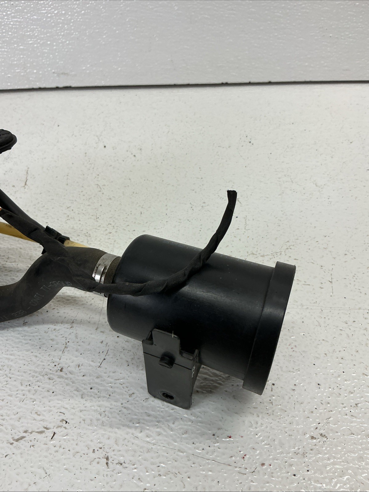 03-18 Bentley Continental GTC GT Fuel Emission Leak Detection Pump OEM 27k