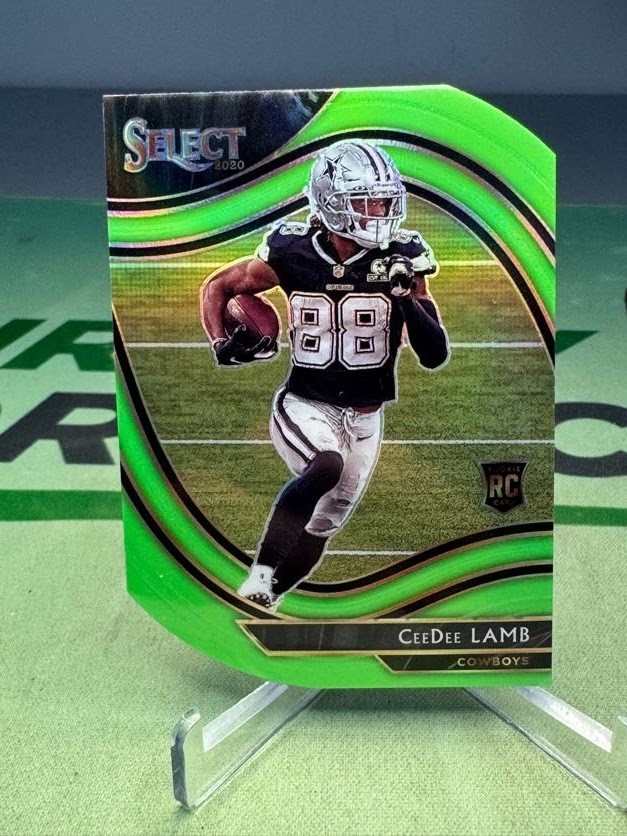 2020 Select Field Level CeeDee Lamb Neon Green Die Cut Rookie RC -Dallas Cowboys