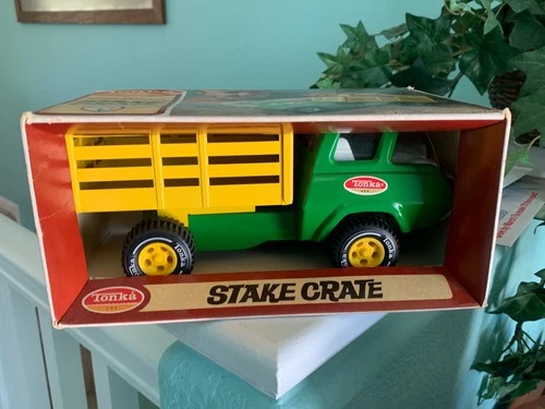 Vintage Mini-Tonka Stake Crate 9” Truck  No. 1245 sealed in box nice condition
