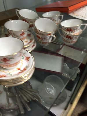Vintage Royal Worcester Chamberlain Vintage 10) Cups & Sauces