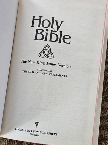 Holy Bible New King James Version Red Letter Dictionary Concordance Nelson 1982 - Bild 5 von 7