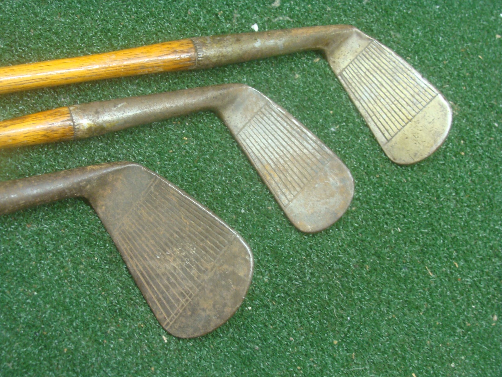 (3) Antique T. Stewart Hickory Shaft Golf Clubs RH St. Andrews SEE