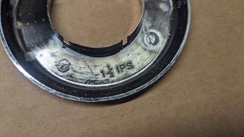 Plumb Pak PP857-9 Floor/Ceiling Plate Flange, Chrome, 1.5-In. - Picture 5 of 8