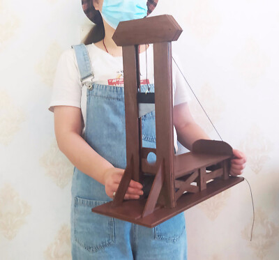 1/72 Scale Wooden Guillotine Model - Functional Miniature For Historical Displays & Dioramas