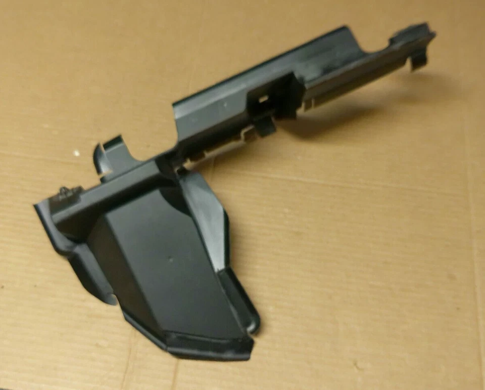 Radiador delantero derecho guía de aire OEM # 16593-25090 2019-2024 Lexus ES 350 ES 300h Foto 3 de 4