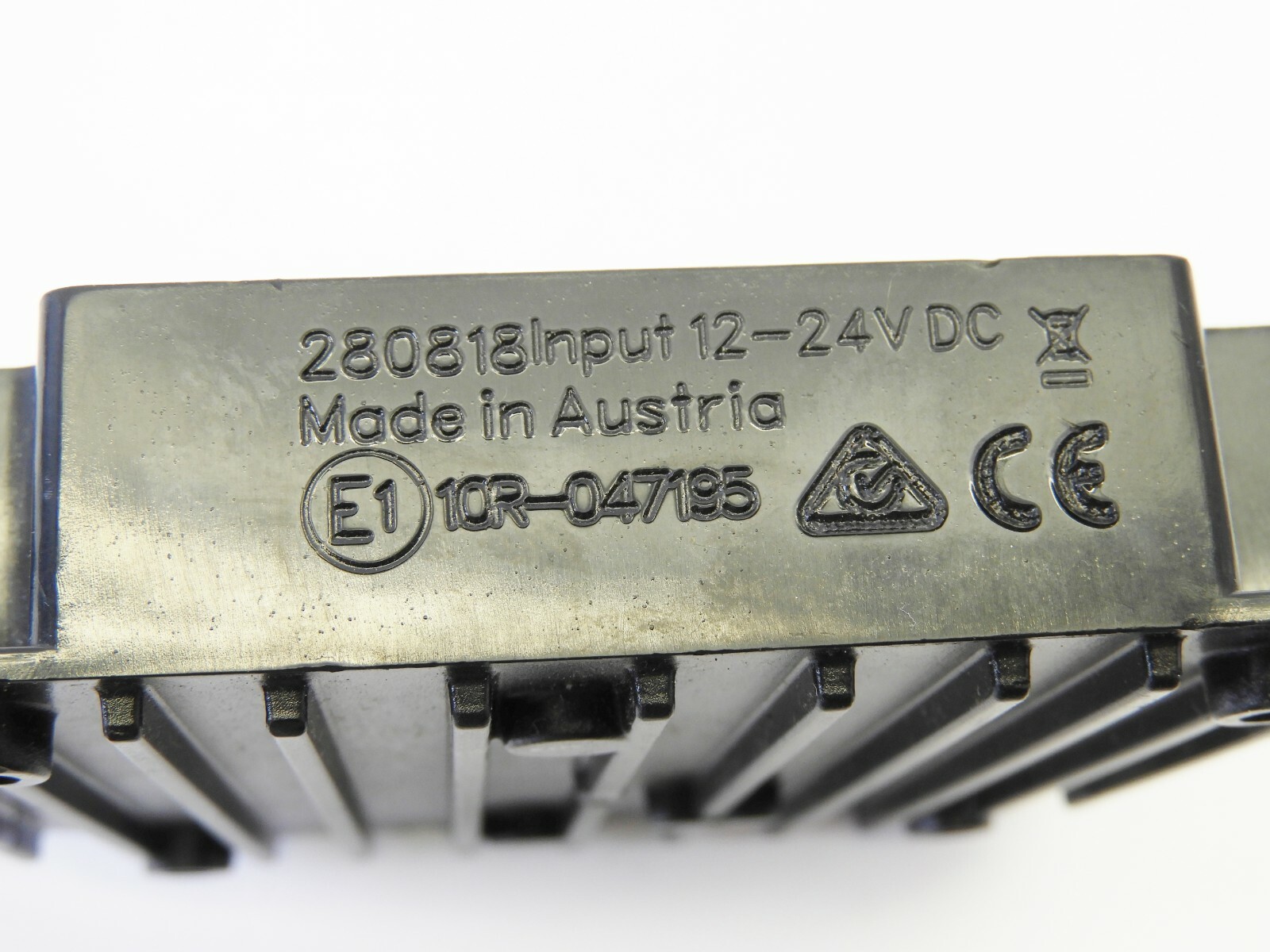 Hella Control Module Unit 10R-047195 332793 12-24VDC | eBay