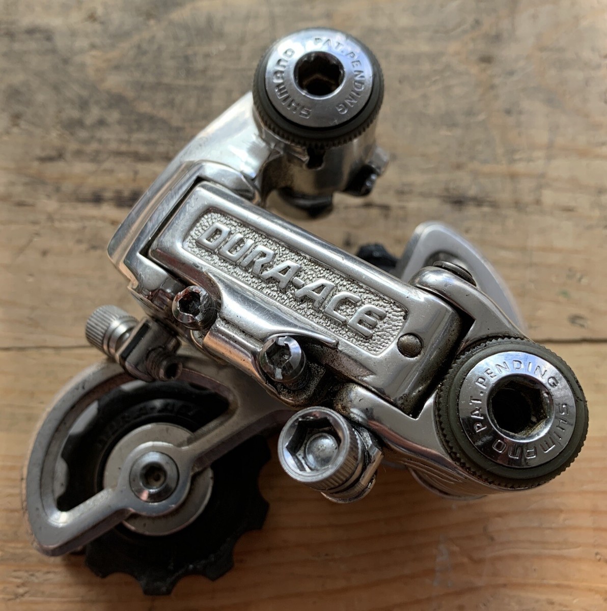 流行に 1st RD-7200 Dura-Ace SHIMANO Vintage Gen ROAD Cage Short リアディレイラー