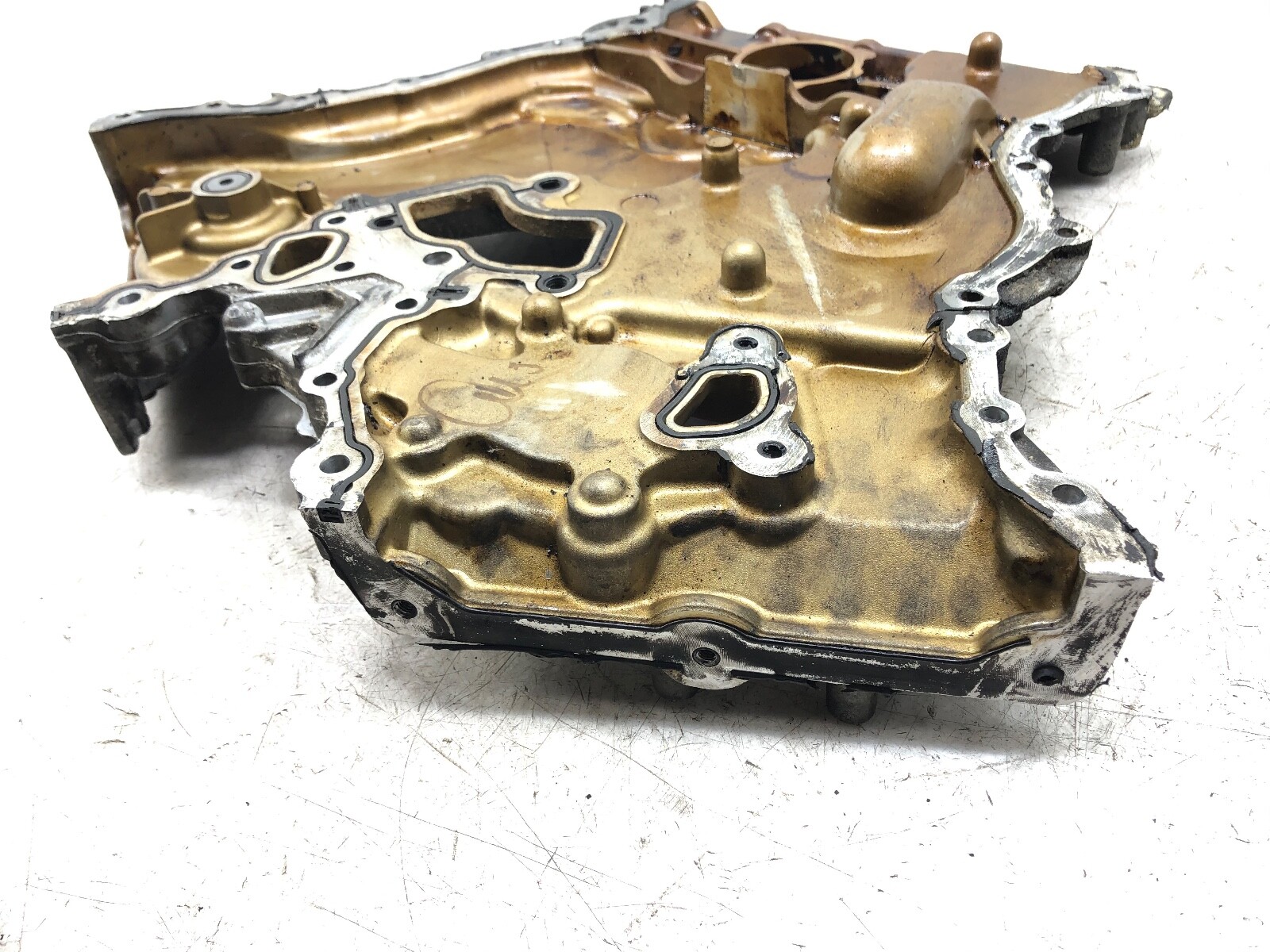 2014-2019 MASERATI GHIBLI 3.0L V6 ENGINE MOTOR TIMING CHAIN COVER PLATE OEM.