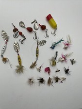 21 Lot VTG ANTIQUE FLY FISHING Lures Feather Bees Bugs Flies Water Bugs++++