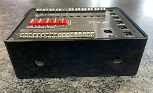 Niles IRZ6+ Infrared repeater system hub for multiple receivers, Used - Picture 4 of 6