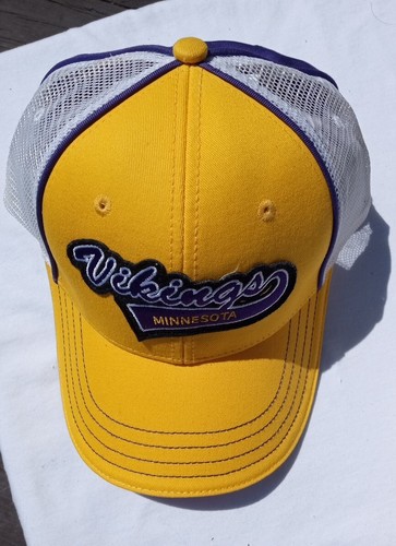 Vintage Rare Sample Reebok Minnesota Vikings NFL Purple & Gold Strapback Hat - Picture 4 of 12