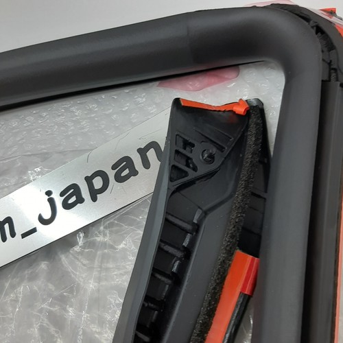 Nissan Infiniti G37 2008-2013 Genuine OEM Body Side Weatherstrip RH 76860-JL00A - Picture 10 of 13
