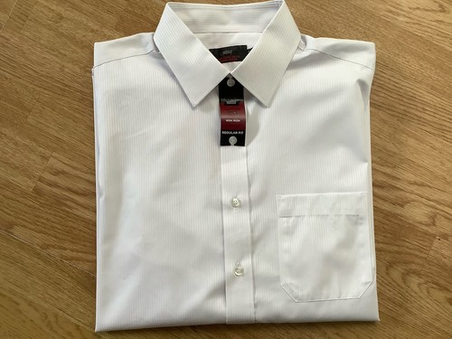 Marks & Spencer weißes kurzärmliges Herrenhemd Größe 17,5" Kragen (3XL) neu mit Etikett