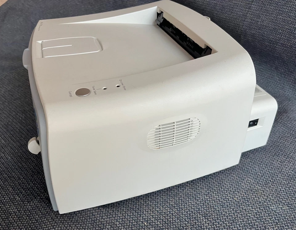 Samsung ML-1710 Monochrome Laser Printer & Two Extra Toner Catridges - Tested - Image 3 of 4