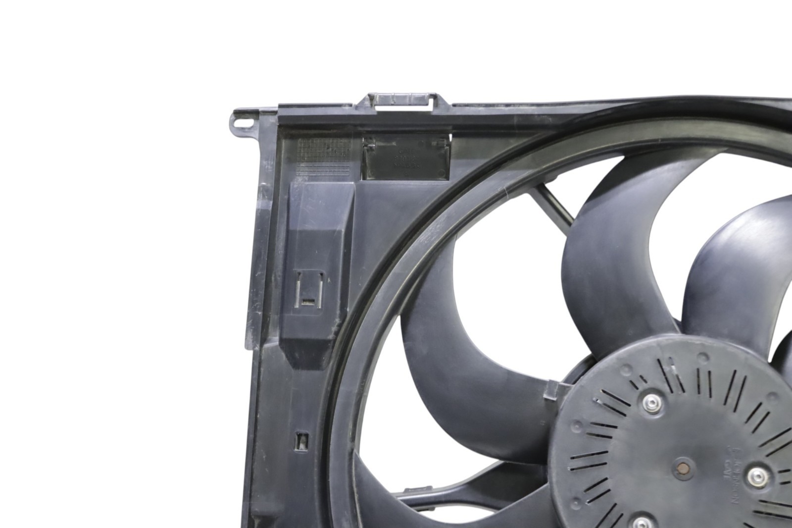 BMW i8 2014-2020 Front Right Fan shroud