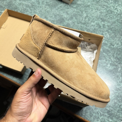 UGG Classic Ultra Mini Women s Brown Suede Shearling Lined Bootie US 6