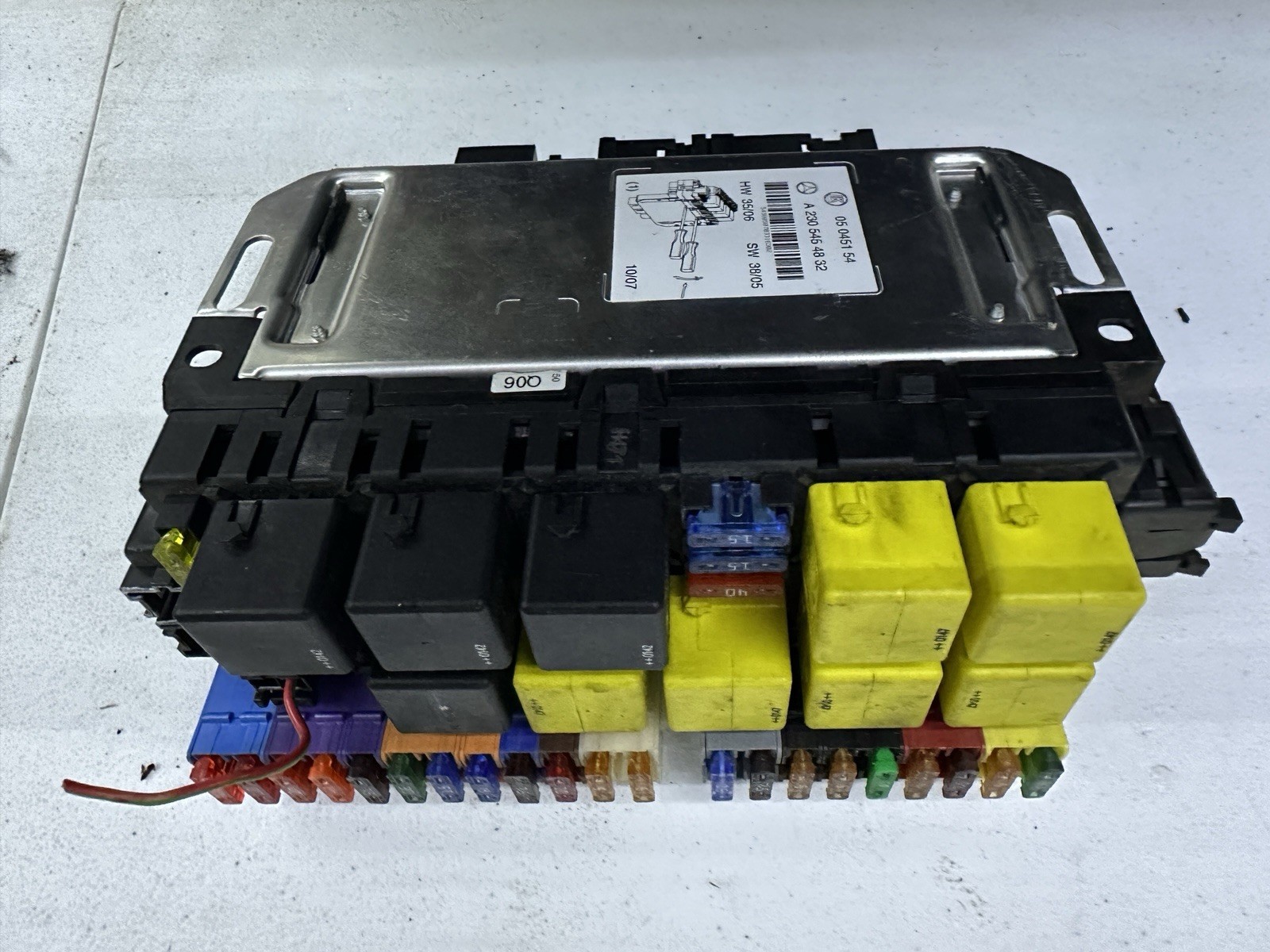 03-12 Mercedes R230 SL500 SL55 AMG Front Left SAM Fuse Box Control Module OEM