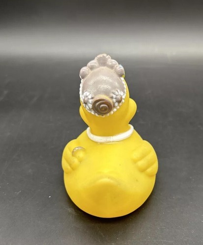 Vintage Bridal Rubber Duck Wedding Ducky Flowers Heart Wedding Ring Yellow 4x4” - Picture 3 of 5