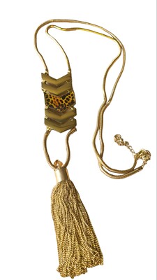 Gold Tone Chain With Cheetah Print With Tassel Pendant Necklace 32