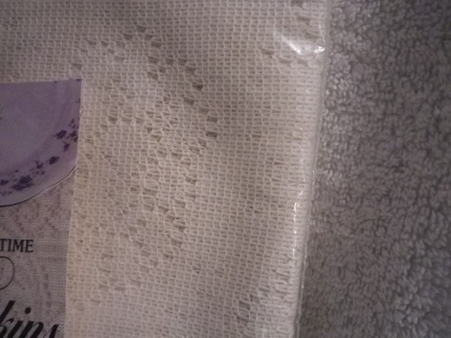 Set of 8 Johann Haviland Bone Holiday Time Lace Dinner Napkins 17” X 17” - Picture 7 of 7