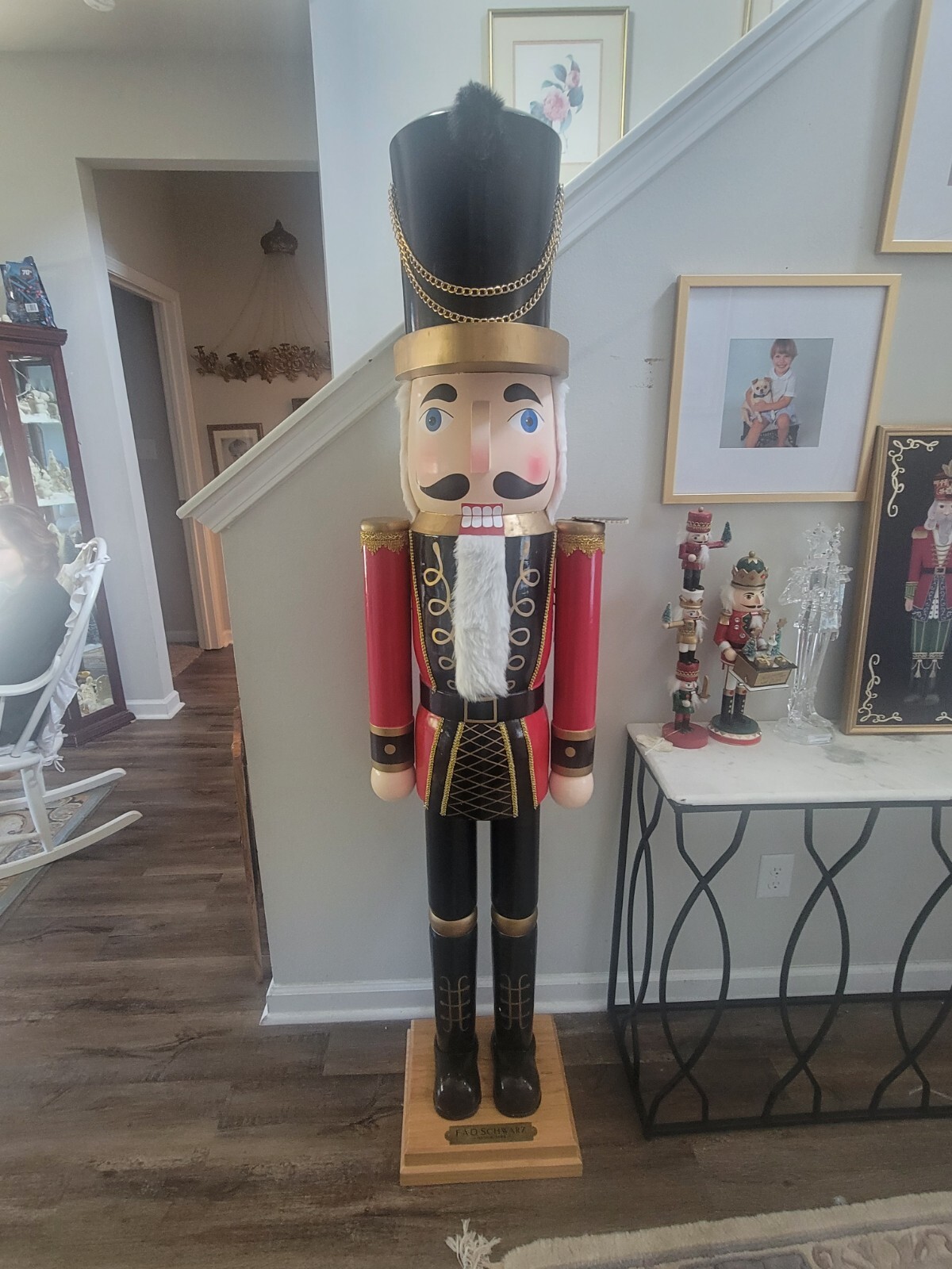 fao schwarz nutcracker 6ft St. John's Institute (Hua Ming)