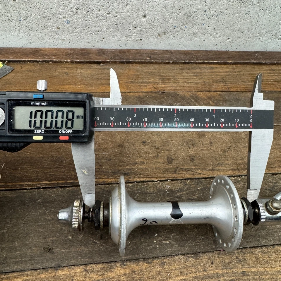 Vintage Miche Competition Front Hub 36 Hole 100 mm Skewer Oil Port 80s A3 - Image 4 of 4