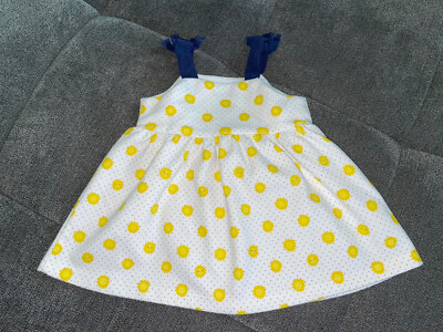 Süßes Kleidchen Größe 62
