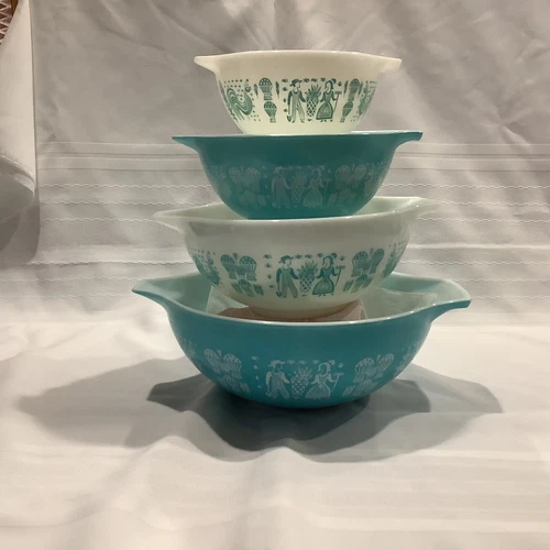 Vintage Pyrex Butterprint (Amish Cinderella) Mixing Bowls Excellent Condition!