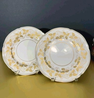 Set of 2 Castleton China Dinner Plates Gold Leaf Scroll Pattern 10.5'' Mad in USA