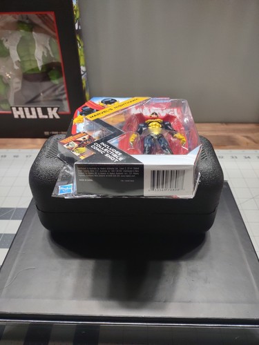 Marvel Universe Series 4 Nighthawk, Sealed On Card 3.75" Figure. - Afbeelding 3 van 6