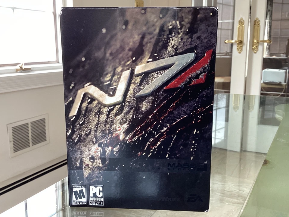 Lot of 2 | Mass Effect 2 & 3 Collectors' Edition PC / DVD-ROM | 3 is sealed - Image 3 of 4