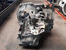 Boite de vitesse Mazda 121