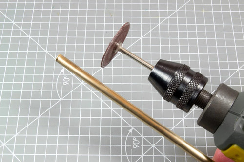 AK Interactive - Brass Pipes 0.6mm, 5 Units AK9105 - Picture 3 of 4
