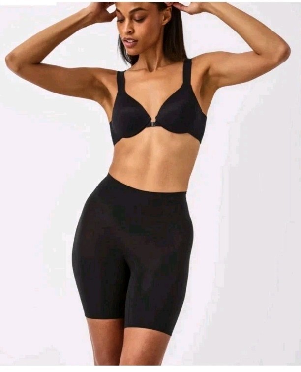 NWOT SPANX Women’s Higher Power Short Black Sz 2XL  Seamless Stretch Sculpting