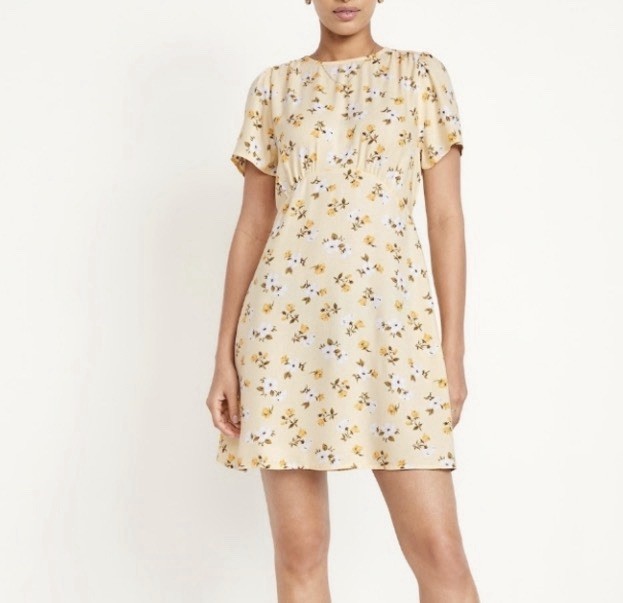 Old Navy Women's Floral Yellow Dress With Pockets Size SMALL Mini Short NEW | eBay Old Navy Women's Floral Yellow Dress With Pockets Size SMALL Mini Short NEW | eBay