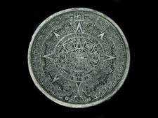 UC15132 VINTAGE 1974  MAYAN CALENDER  SOUTHWESTERN DESIGN ART BELT BUCKLE