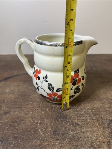 Vintage Hall's Red Poppy Ceramic Creamer - Picture 7 of 7