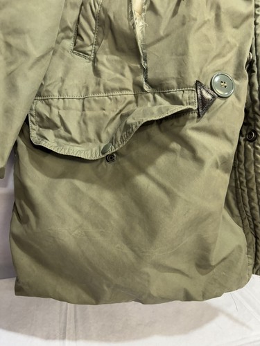 Extreme Cold Weather Parka N-3B Military USGI Insulated Jacket Coat Hood Medium - Picture 7 of 19