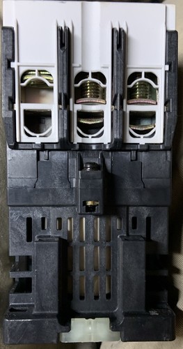 FUJI ELECTRIC FA SC-E3/G Reversing Contactor USED - Picture 5 of 5