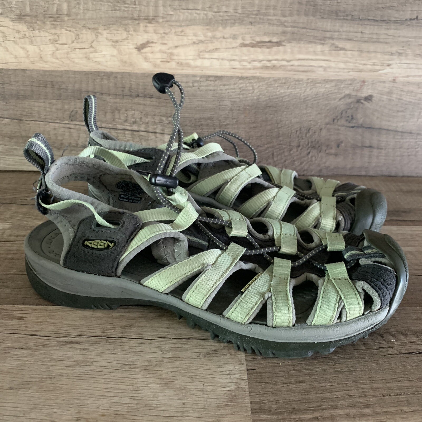 Sandali Keen Newport da donna per sport acquatici scarpe da trekking verdi taglia 6