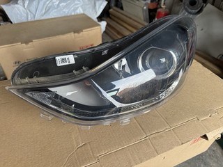 Frontscheinwerfer Hyundai i10 92101 K7100 Links