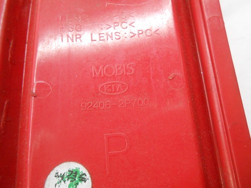 Reflector bomba lateral derecha Kia Sorento 2014 OEM 92406-2P700/924062P700 GE0208 - Imagen 3 de 5